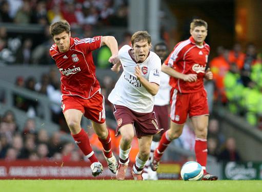 混团世界杯：国乒8-2法国，6连胜！王曼昱救4个局点，大胖惨遭逆转