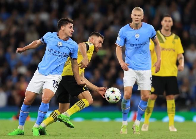 詹姆斯关键得分助湖人取胜