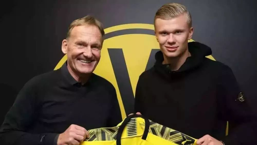 某队因违规遭重罚，官方回应惹争议