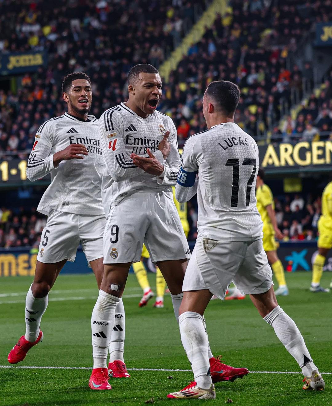 欧冠积分榜：阿森纳全胜领跑，巴黎、拜仁、国米、皇马均12分