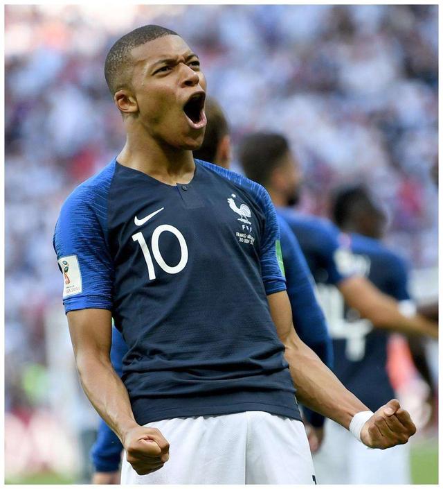 官方：K1联赛2027赛季将扩军至14队，单赛季三循环踢39轮比赛