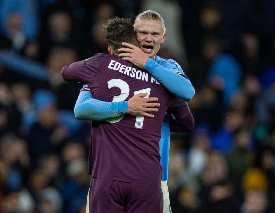 环足奖年度最佳中场候选：维尔茨、若昂-内维斯、佩德里在列